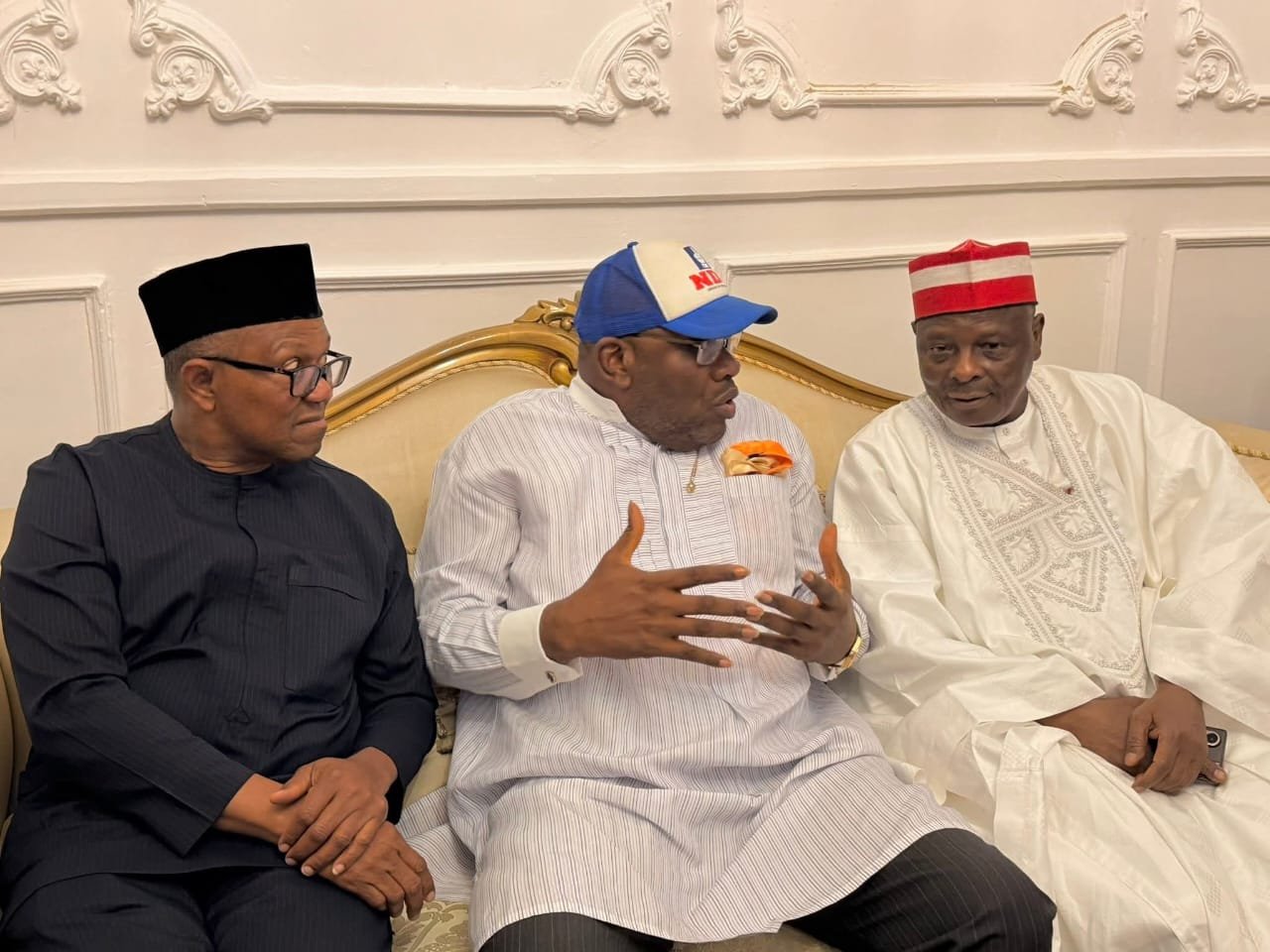 Daga dama: Injiniya Rabiu Musa Kwankwaso, Cif Seriake Dickson, Mista Peter Obi yayain ganawarsu kan komawar shugabannin adawar NDC (Hoto: Punch)